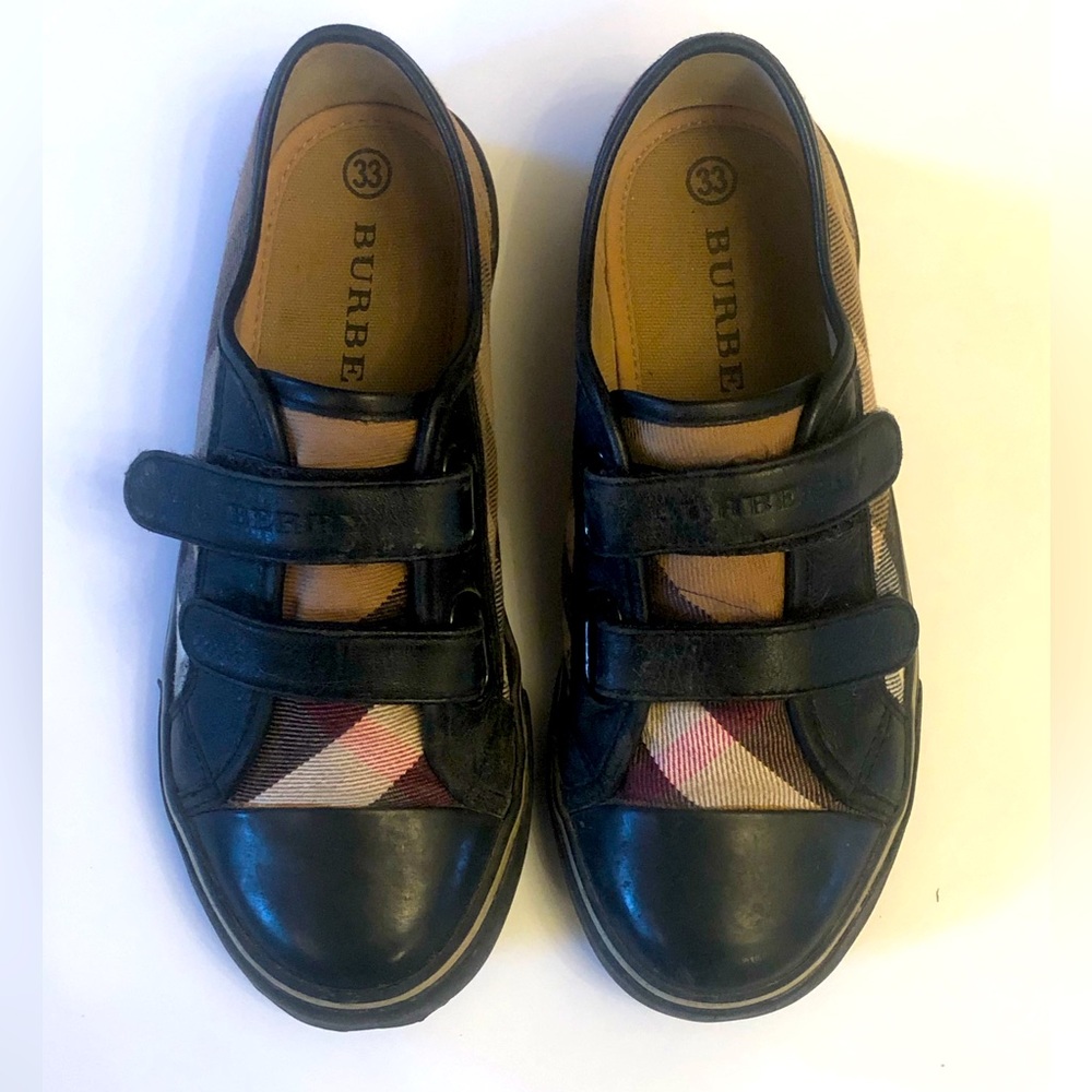 Kids size 33 AUTHENTIC burberry shoes